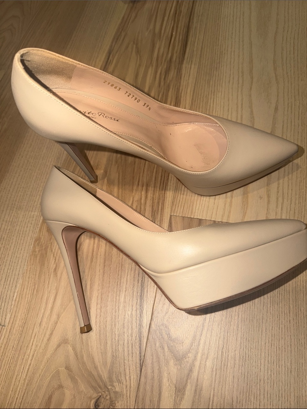Gianvito Rossi Nude Cream Leather Pointed-Toe Platform Stilettos